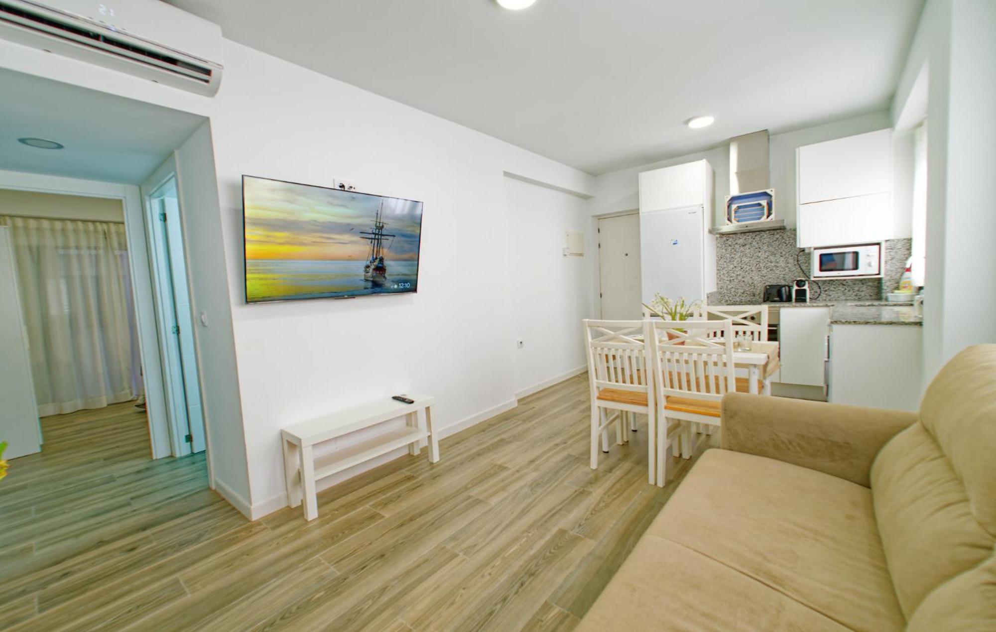 Junto Playa De Levante, Centrico, Smart Tv 55- By Aloha Palma アギラス エクステリア 写真